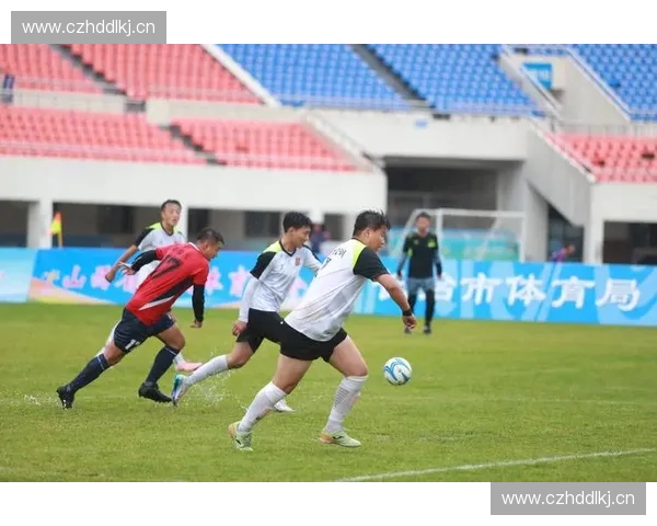 太原足球联赛激战正酣全民热情高涨掀起城市绿茵运动新风潮